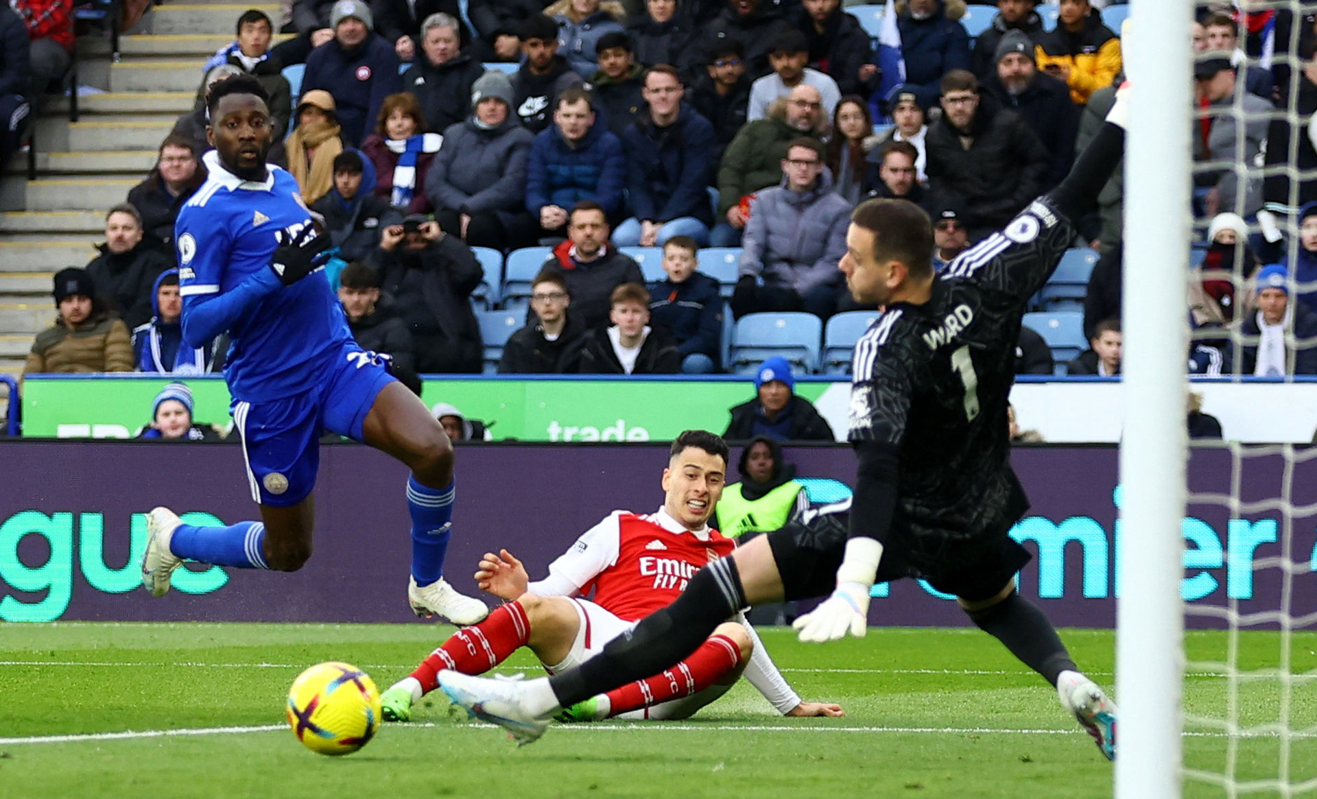 美洲狮主帅：我的球员收到死亡威胁 据信来自阿根廷&与独立队有关.